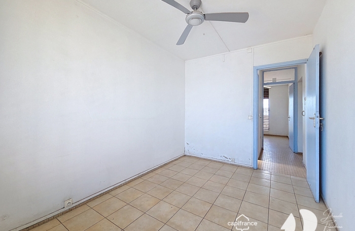 Vente Appartement 74m&sup2; 5 pièces Les Abymes