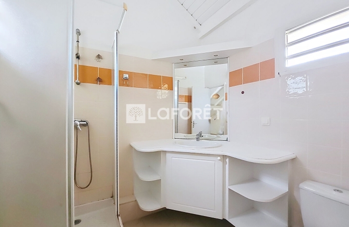 Vente Appartement 56.62m&sup2; 3 pi&egrave;ces Petit-Bourg