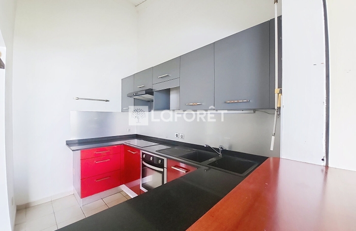 Vente Appartement 56.62m&sup2; 3 pi&egrave;ces Petit-Bourg