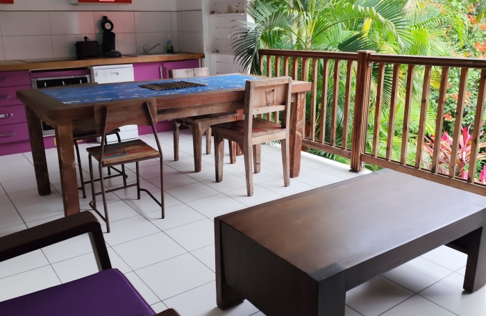 T1 avec mezzanine, terrasse    Id&eacute;al investissement &agrave; Bouillante