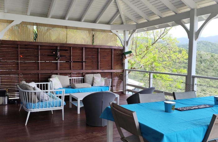 Bouillante   Villa recente avec vue mer   Cadre recherch&eacute; et paisible