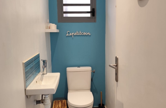 Bouillante   Villa recente avec vue mer   Cadre recherch&eacute; et paisible