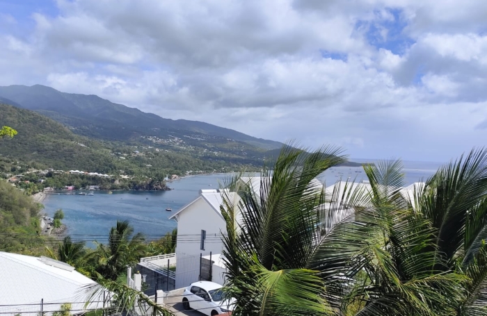 Bouillante   Villa recente avec vue mer   Cadre recherch&eacute; et paisible
