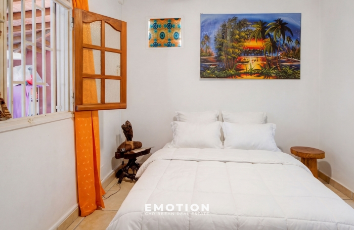 Maison T3 - 90 m2 + 37 m2 de terrasses couvertes + Garage 47 m2 - Gosier