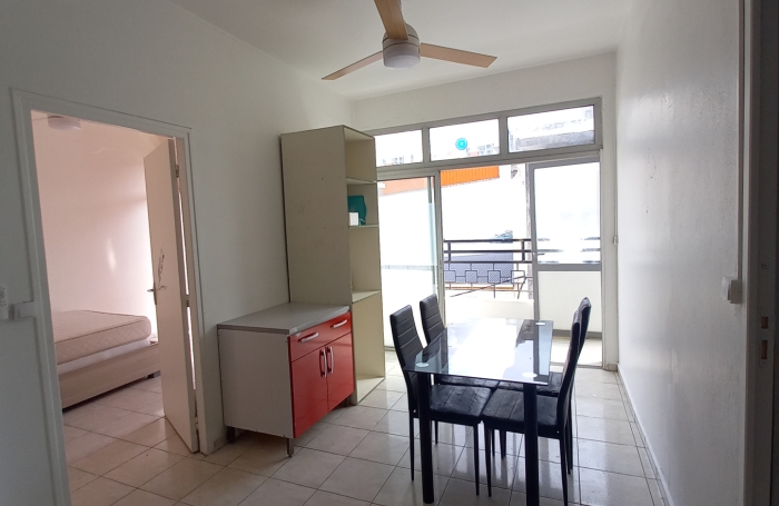 SPACIEUX APPARTEMENT T3 MEUBLE