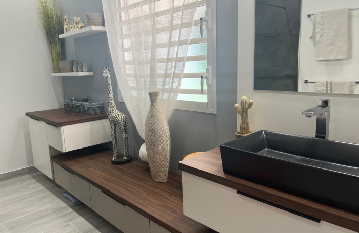 Propri&eacute;t&eacute; d&rsquo;exception   Route de Bologne, Saint-Claude