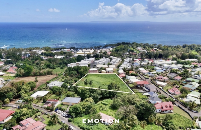 Terrain constructible 6 372 m2   Capesterre-Belle-Eau