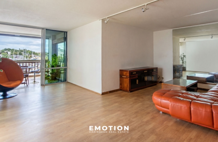 Duplex T3   80 m2 Carrez, vue marina et mer + grand box ferm&eacute; de 15 m2