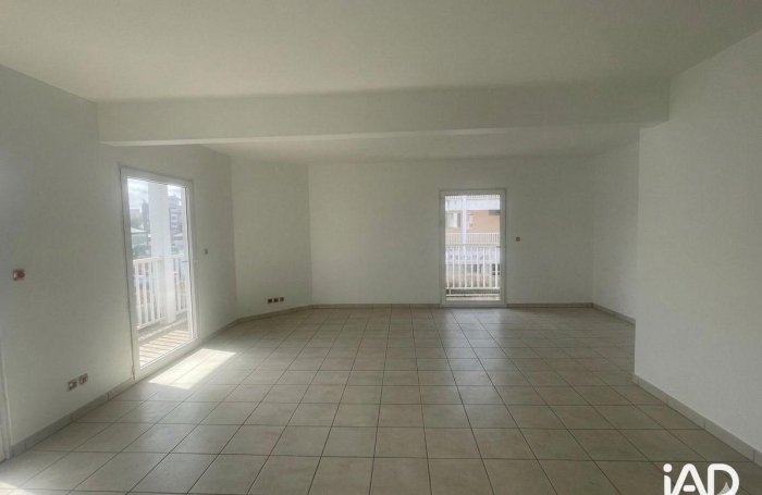 Vente Immeuble 222m&sup2; 3 pièces Le Moule
