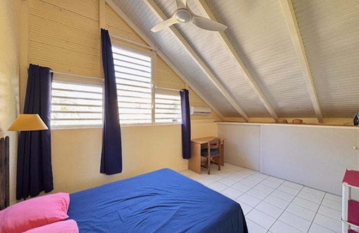 Maison en location 950 &euro; par mois avec terrasse &agrave; Petit-Bourg