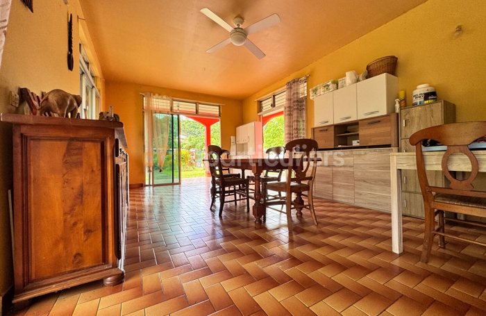 Vente Maison 151m&sup2; 7 pi&egrave;ces Morne &agrave; l'eau