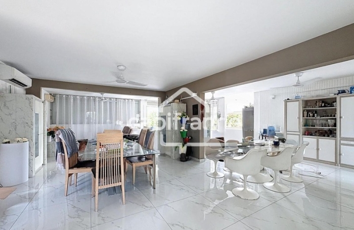 Vente Maison 380m&sup2; 11 pièces Les Abymes