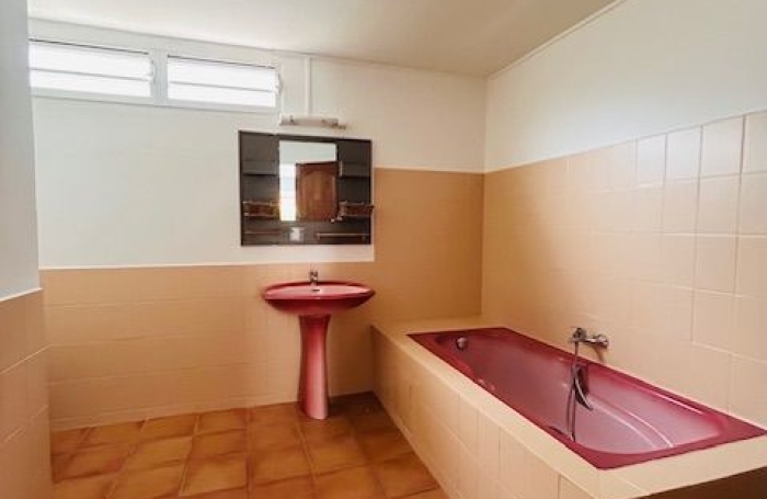 Location Maison 92m&sup2; 2 pièces Lamentin