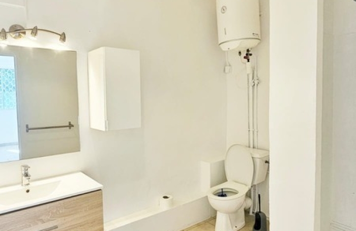 Vente Appartement 47m&sup2; 2 pièces Les Abymes