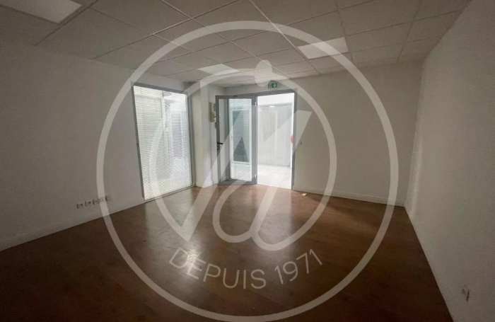 Location Bureaux 25m&sup2; Baie Mahault