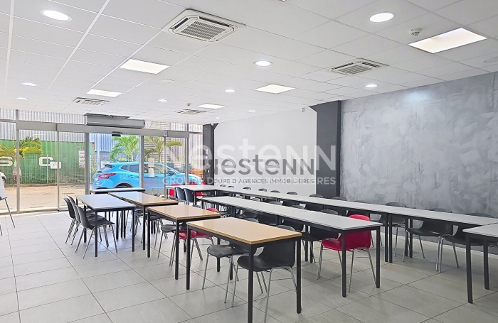 Location Local commercial 97.06m&sup2; Petit-Bourg