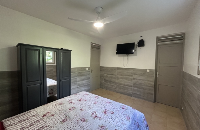 Bas de villa &agrave; Sainte-Rose