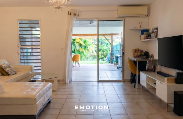 Maison Mitoyenne T3 Bis - 2 chambres + 32 m2 de terrasse + 58 m2 de jardin - Baie Mahault - Biglette