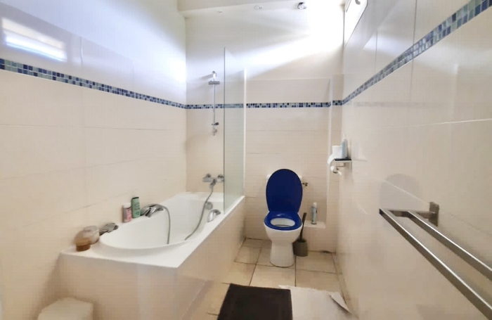 LOCATION Maison non meubl&eacute;e de type F4 avec piscine &agrave; Dampierre