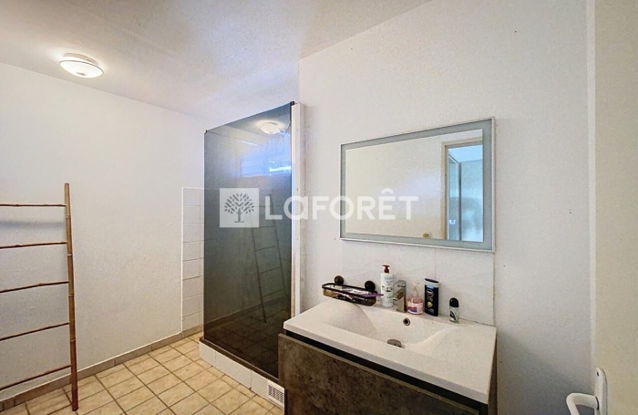 Vente Appartement 58.8m&sup2; 3 pi&egrave;ces Sainte Rose