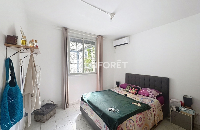 Vente Maison 102m&sup2; 5 pi&egrave;ces Sainte Anne