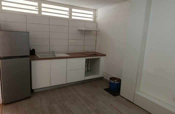 Vente Maison 200m&sup2; 7 pièces Les Abymes