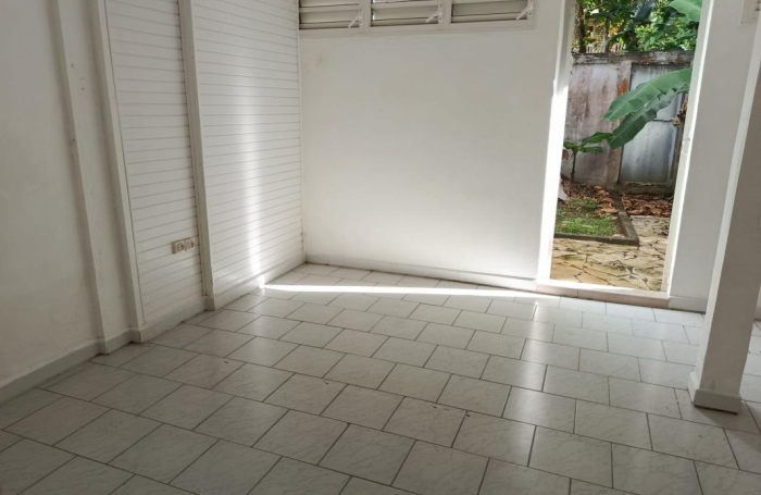 Vente Maison 200m&sup2; 7 pièces Les Abymes