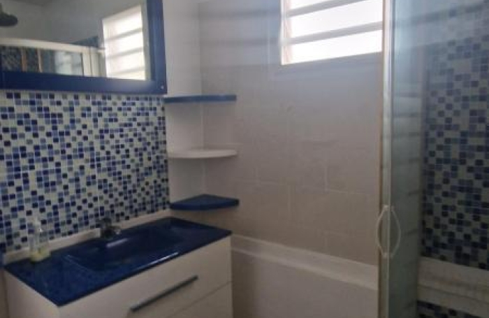 Location Maison 111.03m&sup2; 4 pièces Trois Rivi&egrave;res