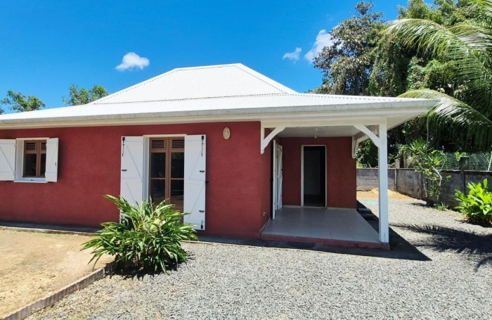 Location Maison 97115