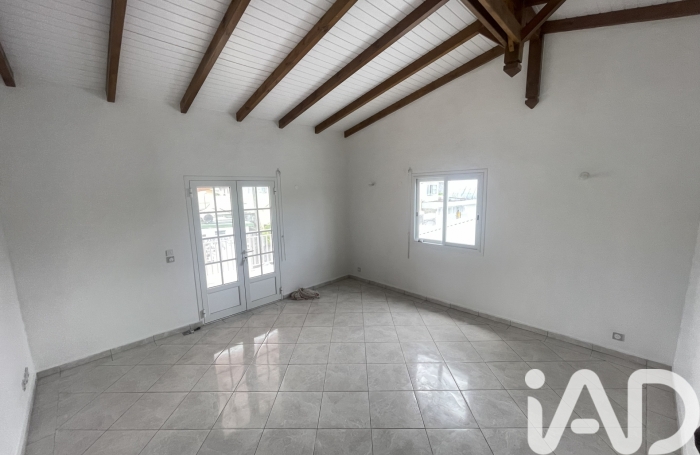 Location Appartement 82m&sup2; 3 pièces Morne &agrave; l'eau