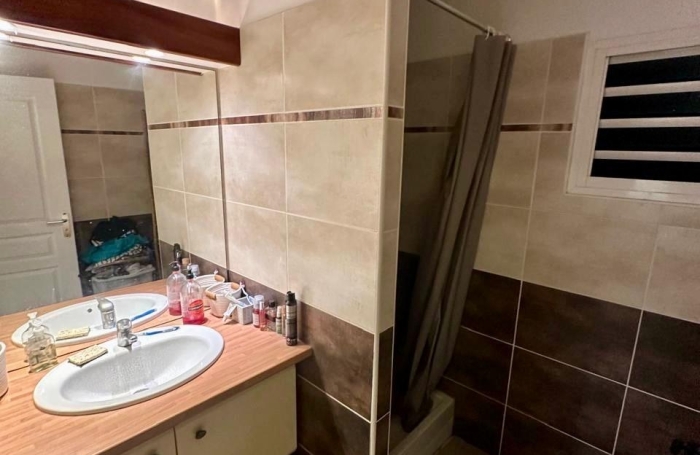 Vente Appartement 64m&sup2; 3 pièces Petit-Bourg