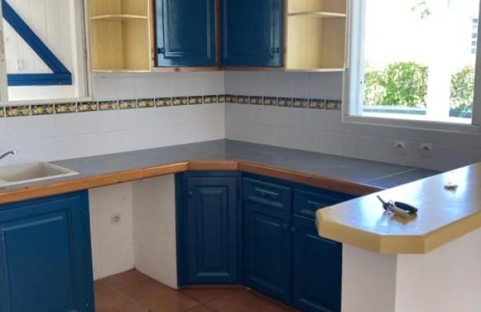 Location Maison 80m&sup2; 3 pièces Saint Fran&ccedil;ois