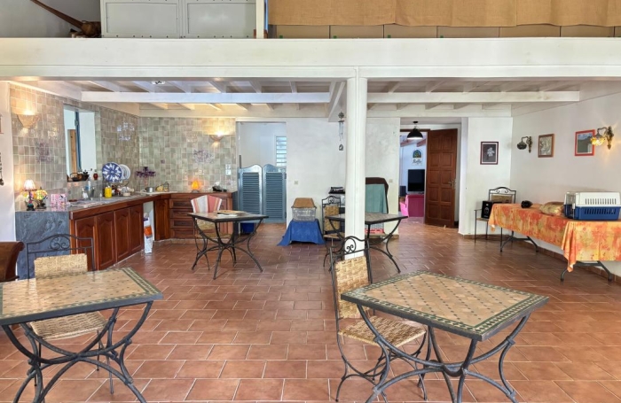 Vente Maison 323m&sup2; 4 pièces Gourbeyre