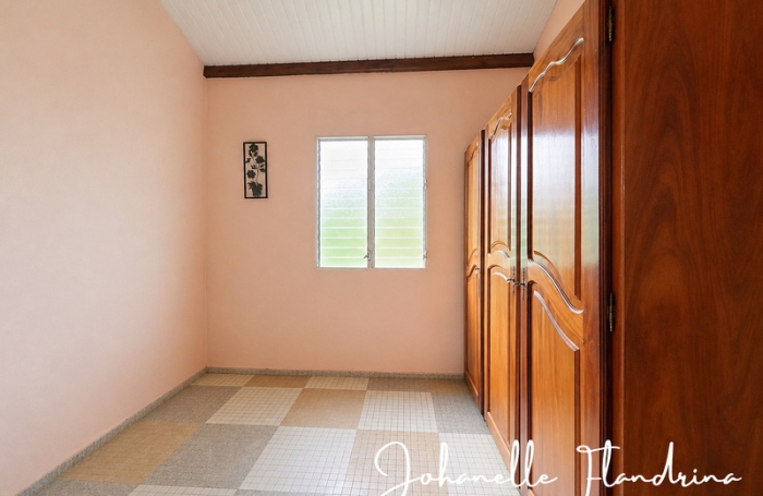 Vente Maison 78m&sup2; 4 pièces Pointe-Noire