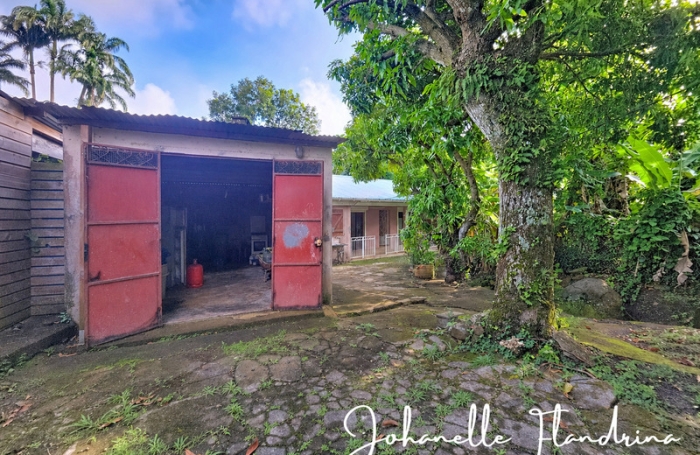 Vente Maison 78m&sup2; 4 pièces Pointe-Noire