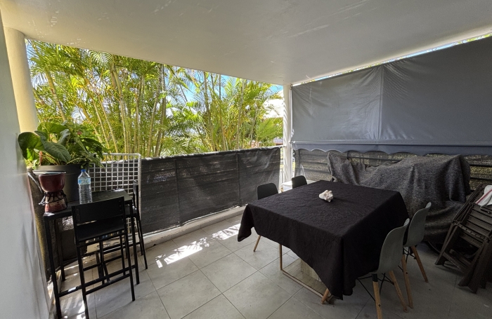 A Vendre  Appartement T3 avec piscine   Secteur recherch&eacute; de Gissac, Sainte-Anne