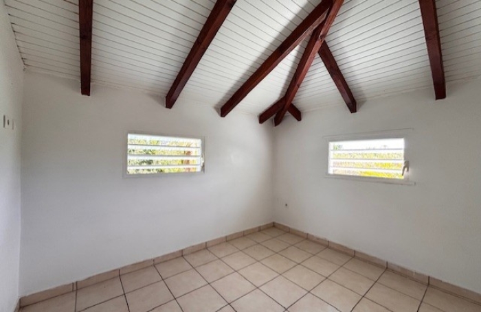 Appartement quatre pi&egrave;ces &agrave; Port-Louis LONGFORT Immobilier