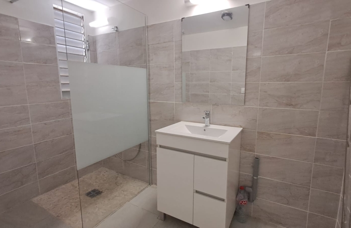 Maison T4 individuelle vide sur Vieux-Habitants