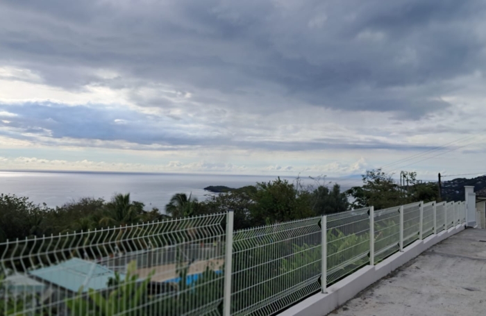 Pavillon neuf T4 vue mer quartier r&eacute;sidentiel &agrave; Bouillante