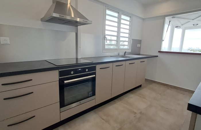 Pavillon neuf T4 vue mer quartier r&eacute;sidentiel &agrave; Bouillante