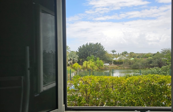 Vente Appartement 62m&sup2; 3 pièces Sainte Anne