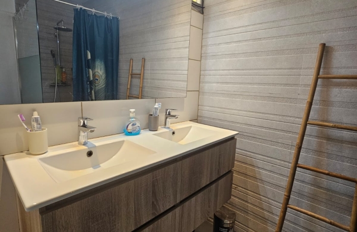 Vente Appartement 62m&sup2; 3 pièces Sainte Anne