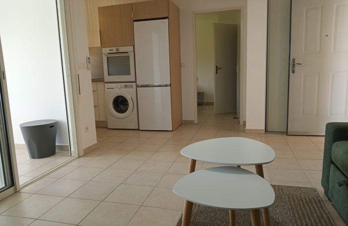 Appartement T2 meubl&eacute; (39m2) - R&eacute;sidence Les Carr&eacute;s de Plaisance 97122 BAIE-MAHAULT
