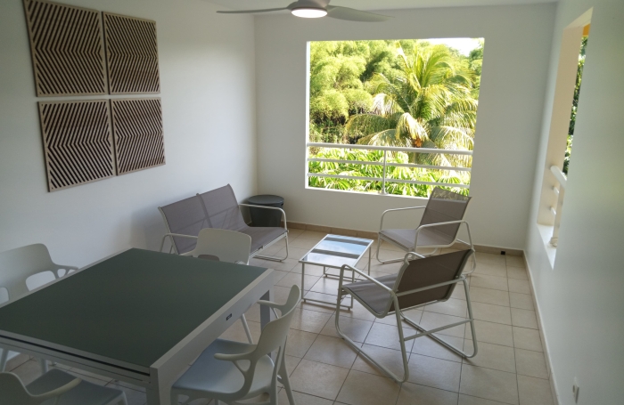 Appartement T2 meubl&eacute; (39m2) - R&eacute;sidence Les Carr&eacute;s de Plaisance 97122 BAIE-MAHAULT