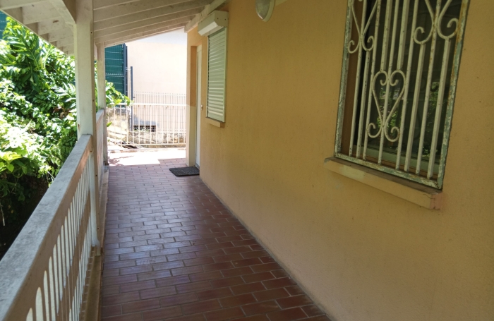 Appartement T2 Duplex (50m2) - R&eacute;sidence village Fleury 97139 ABYMES