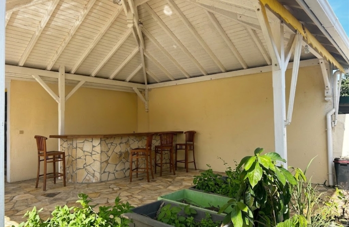 Vente Maison T5 Sainte-Rose La Boucan - Piscine . Investissement stragt&eacute;gique.