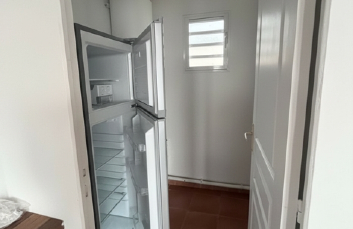 Bel appartement duplex T3 meubl&eacute;, avec splendide vue sur mer, dans une petite r&eacute;sidence familiale &agrave; Petit Havr