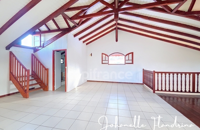 Location Maison 152m&sup2; 5 pièces Capesterre Belle Eau