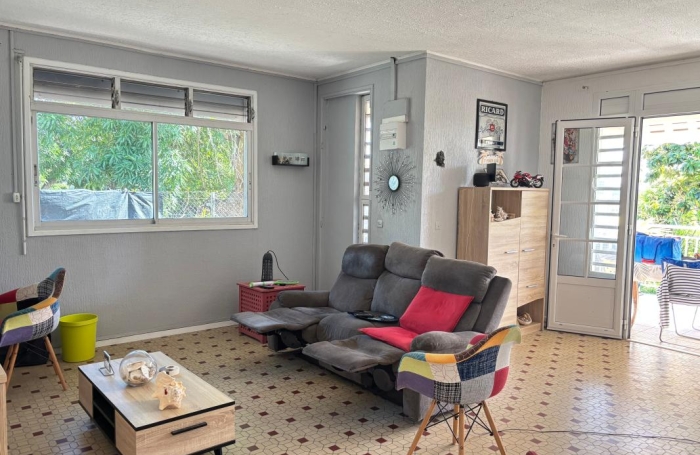 Vente Maison 93m&sup2; 3 pièces Basse-Terre