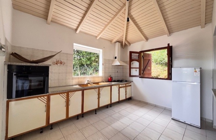 Coup de coeur aux Abymes avec votre agence LONGFORT Immobilier
